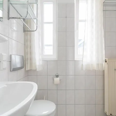 Fantastisches Im Seepark Mit Balkon Apartment Sellin (Rugen)